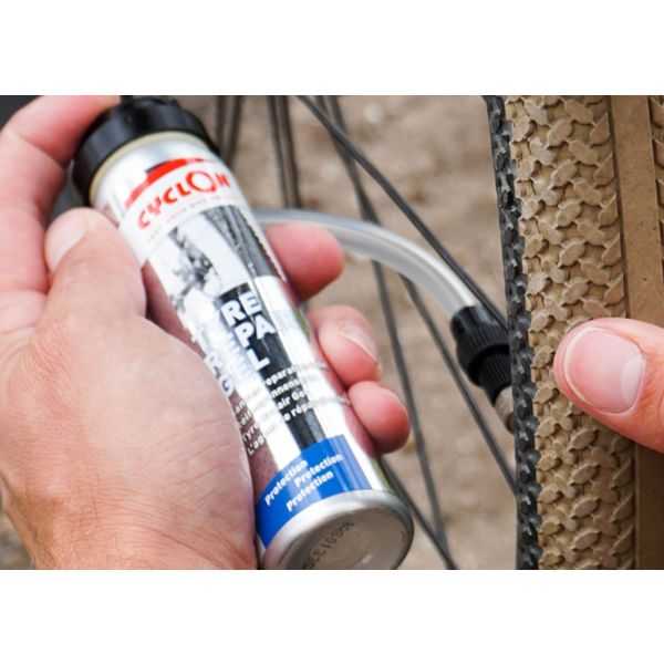 Gel de reparación de neumáticos Cyclon 75 ml (en embalaje)