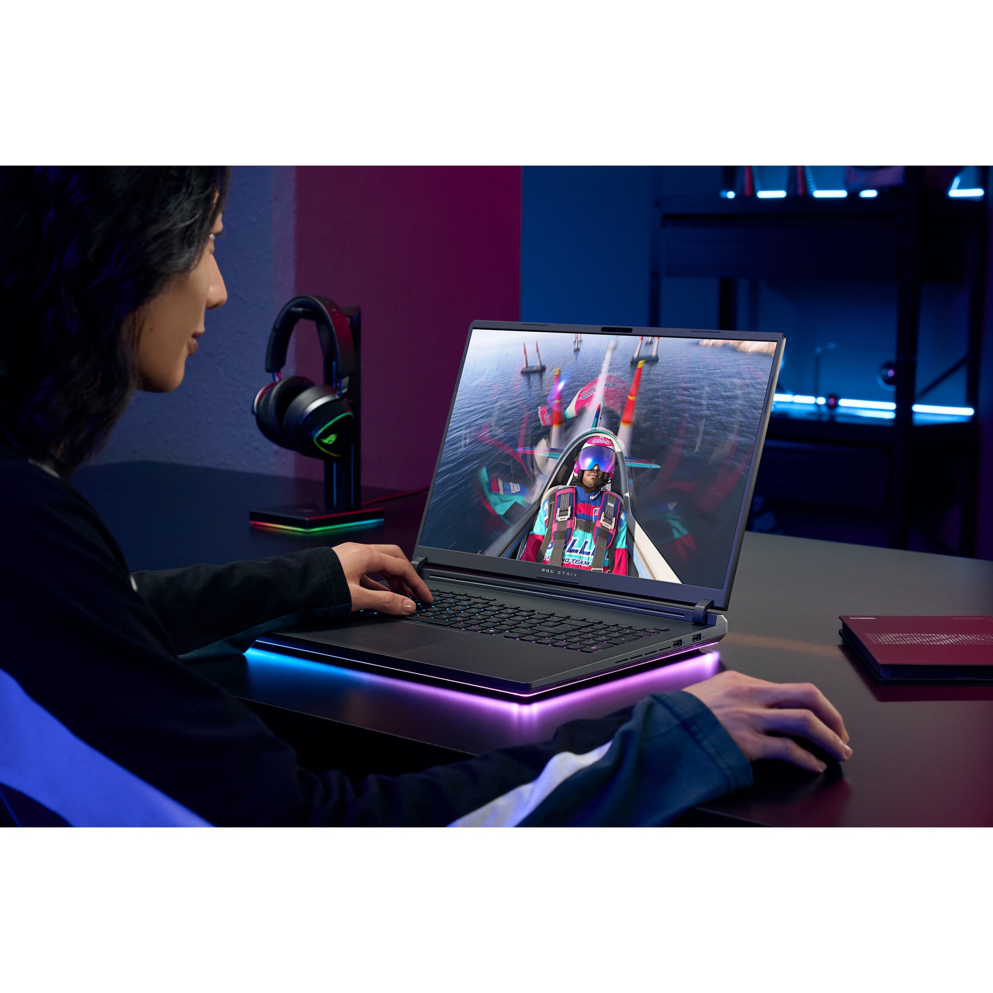 Portátil para juegos Asus ROG Strix G16 G615JMR-S5020W 16 (gris | Core i7-14650HX | RTX 5060 | 16 GB | 1 TB SSD)