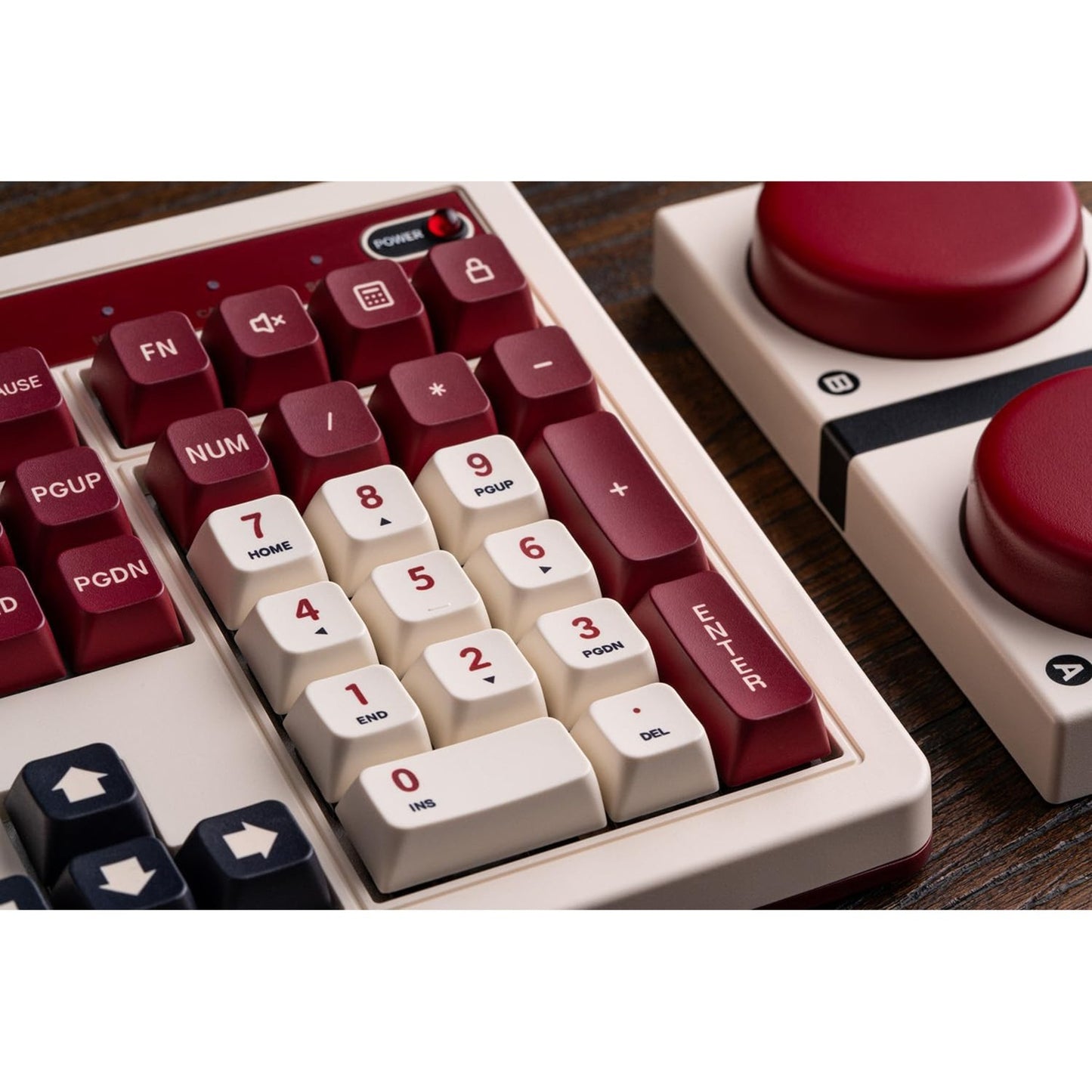 8bitdo retro mechanical keyboard fami edition (beige, us lay-out (qwerty), kailh box white, 100%, bluetooth low energy, wireless 2.4g, usb)