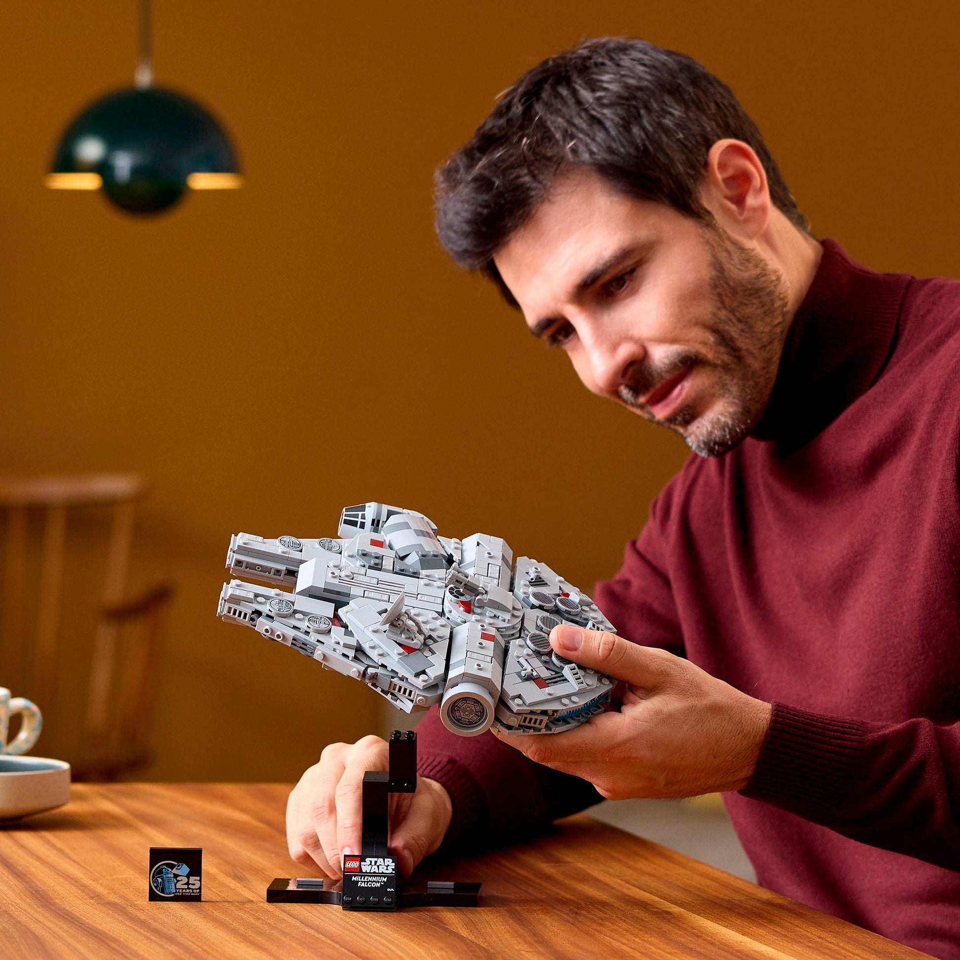 Lego lego star wars 75375 halcón milenario