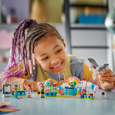 Lego friends 42661 verkleedfeestje met eenhoorn en fee
