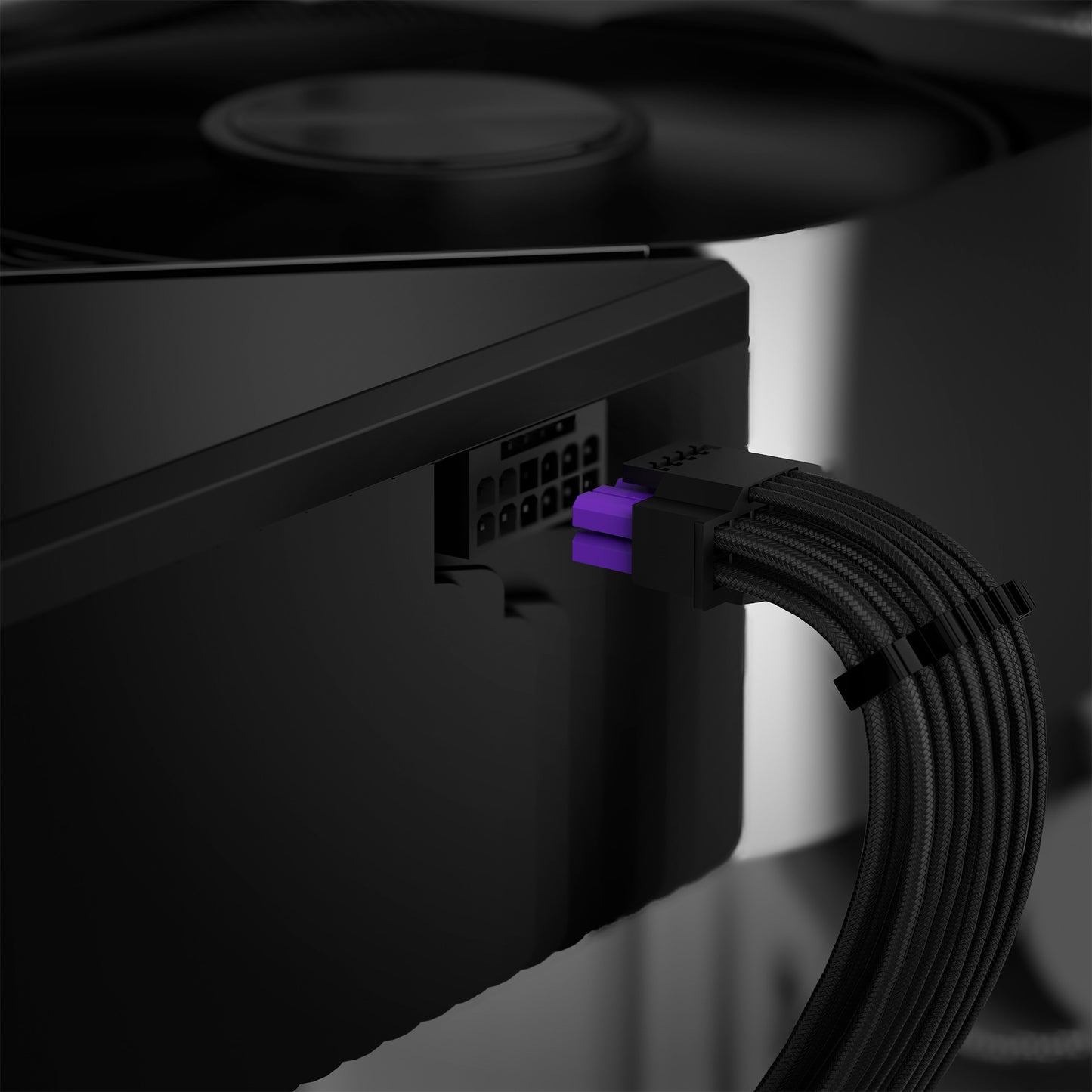 Nzxt c750 gold core modulaire 750 watt voeding (zwart, 1x 12v-2x6, 2x pcie)