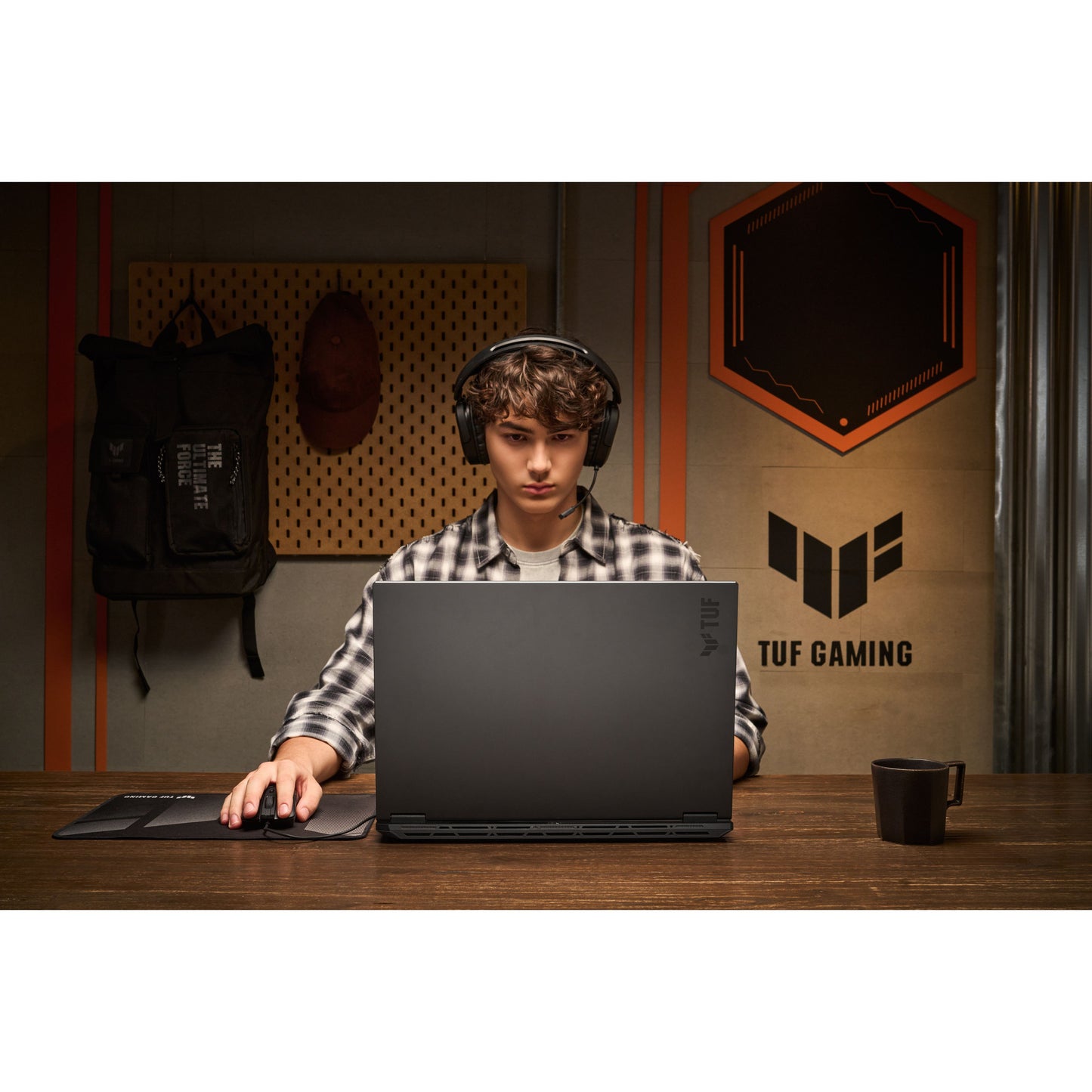 Asus tuf gaming a18 fa808um-s8112w 18 gaming laptop (zwart grijs | ryzen 7 260 | rtx 5060 | 16 gb | 1 tb ssd)