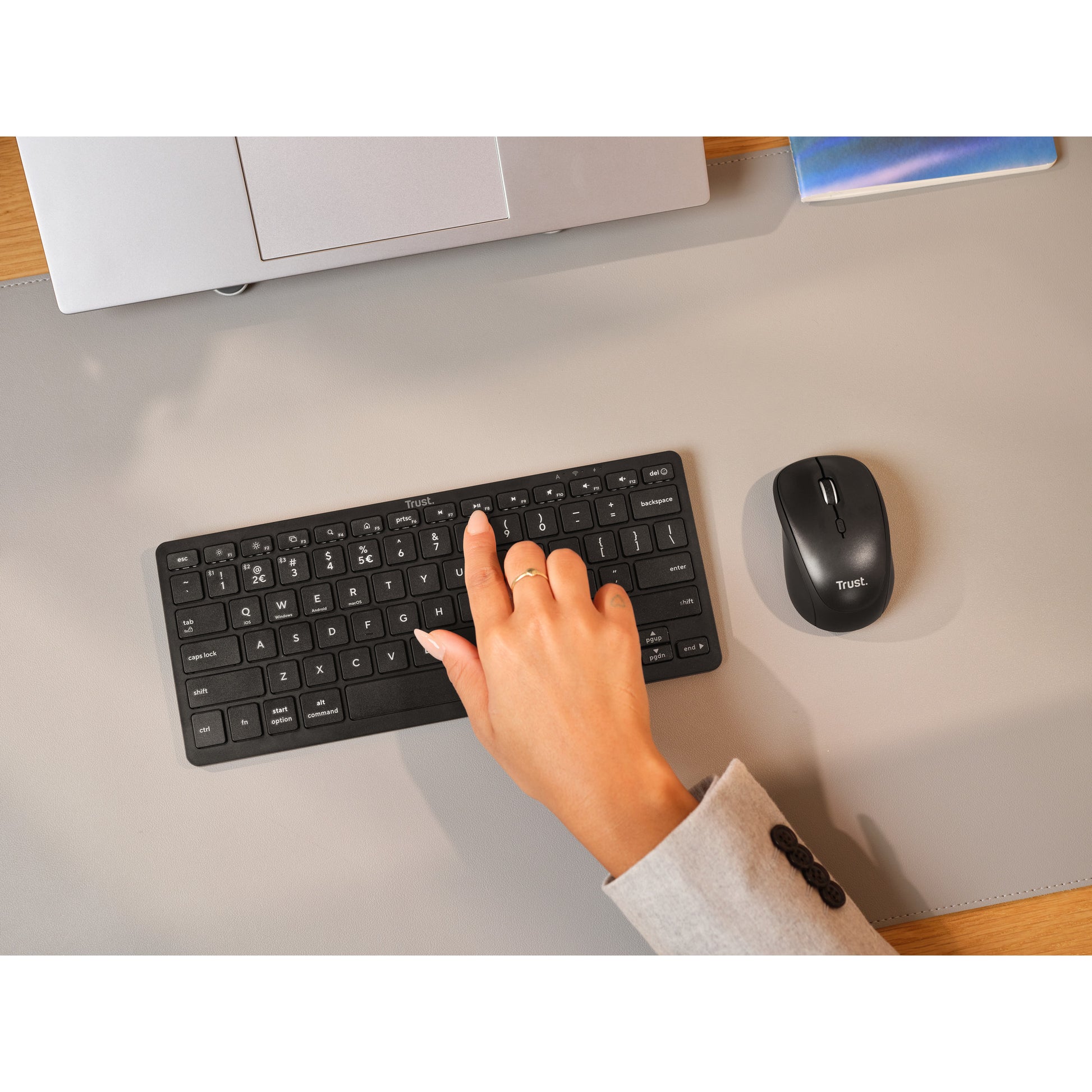 Teclado Bluetooth Trust Nado II (negro, diseño estadounidense, interruptores de tijera, Bluetooth)