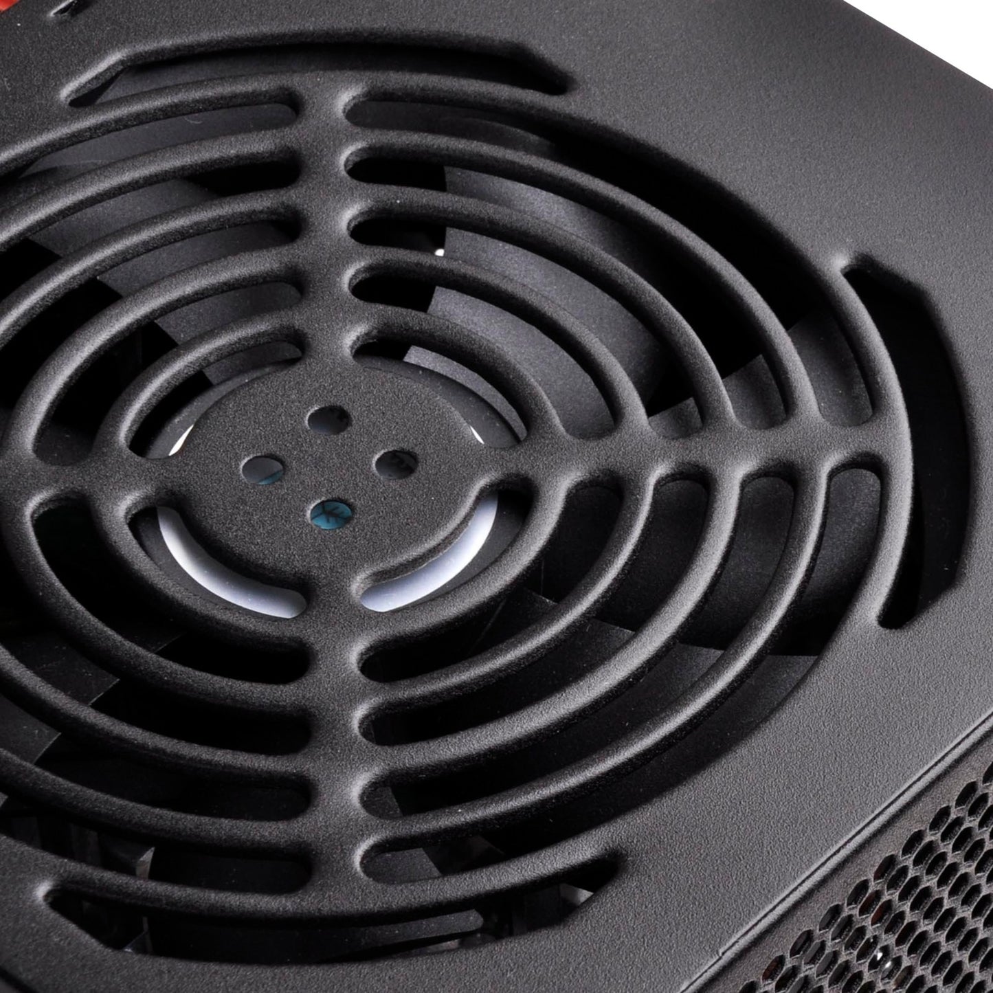 Silverstone Strider Essenziale ST40F-ES230