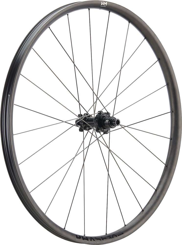 Rueda trasera newmen fase 30 base vonoa 29 6 tornillos 12x148 fade carbono