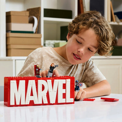 Logo e minifigure Lego Lego Super Heroes