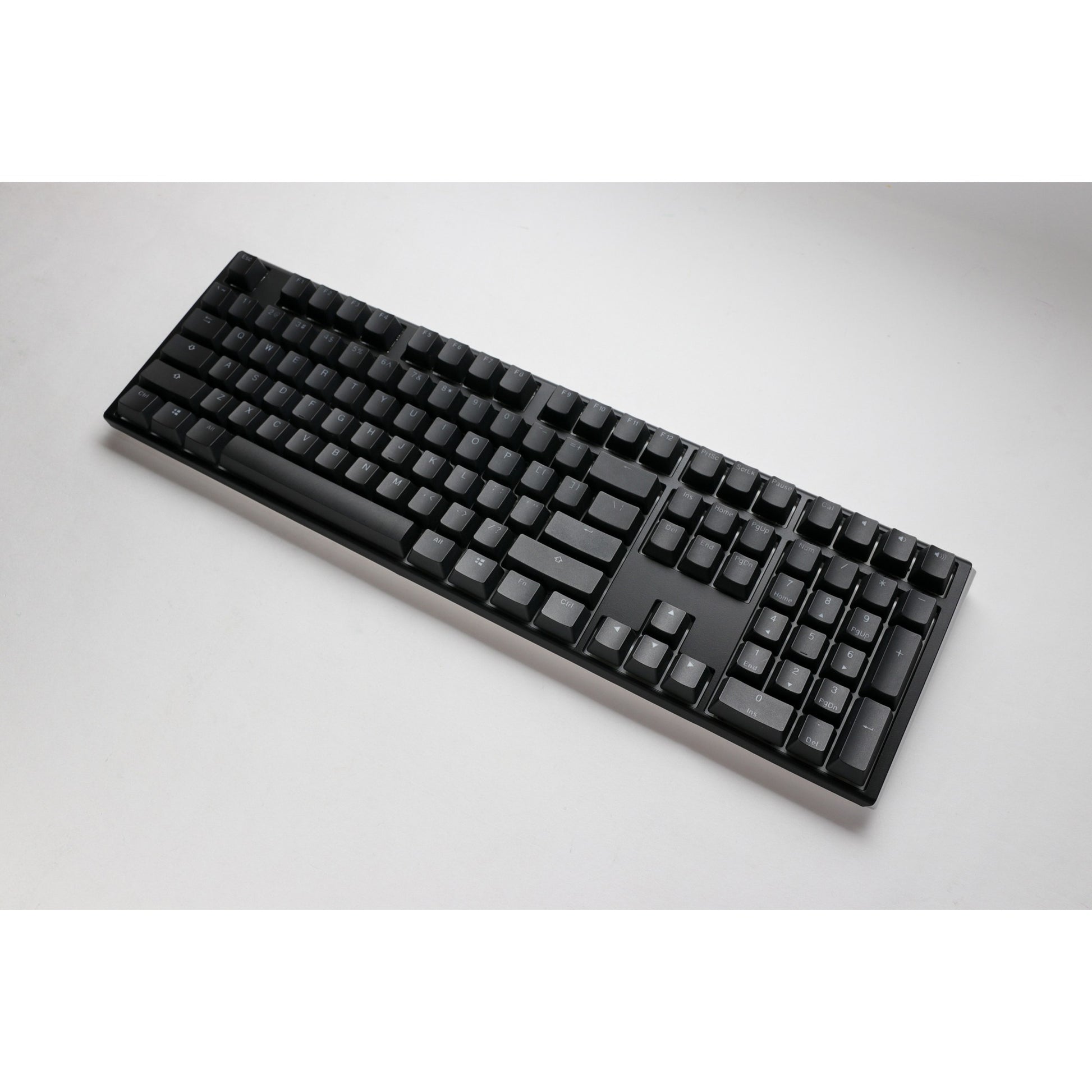 Ducky one 3 classic rgb mechanisch toetsenbord (zwart, us lay-out (qwerty), cherry mx brown, 100%, rgb led, double-shot pbt, hot-swappable, quack mechanics)