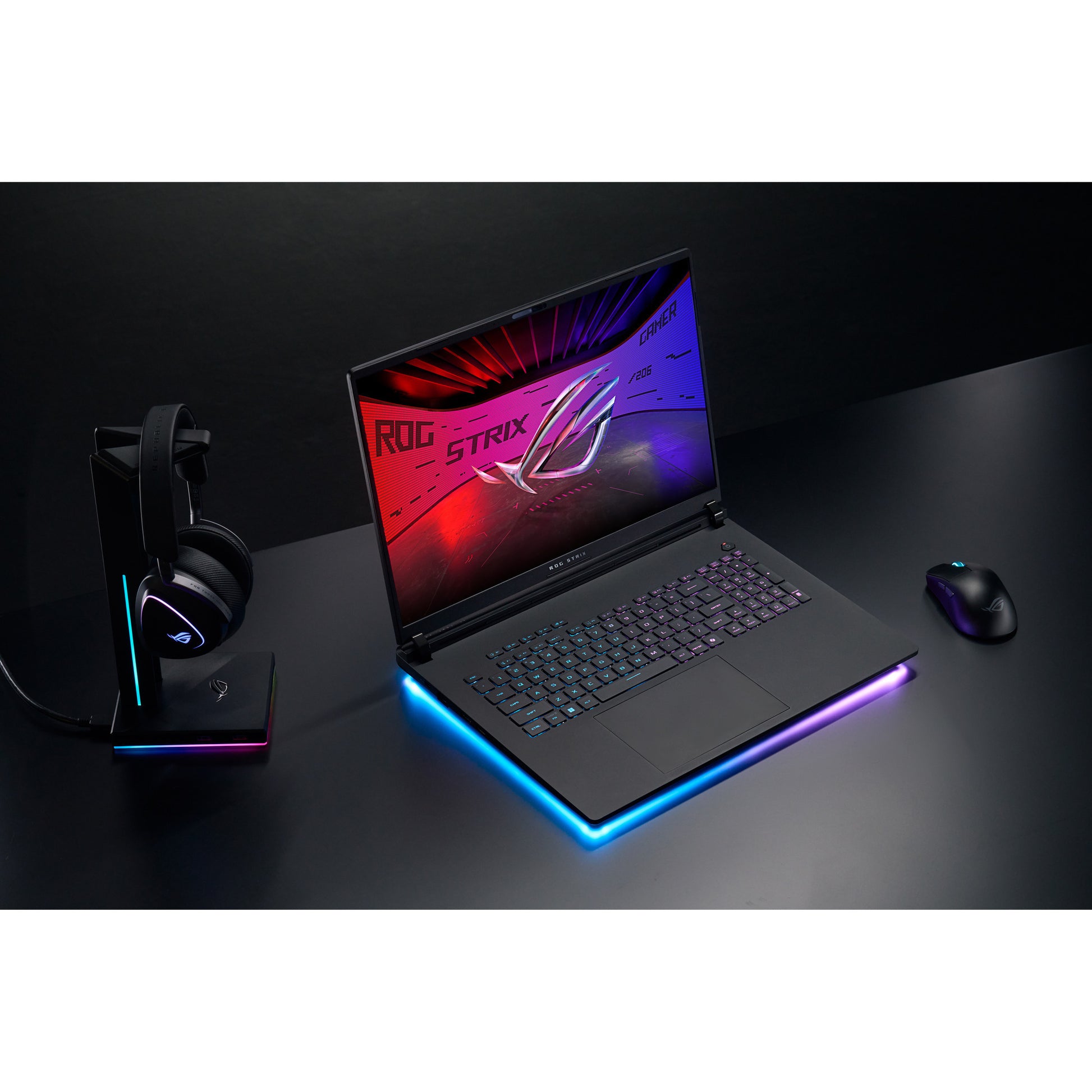 Asus ROG Strix Scar 18 G835LX-SA012W 18 laptop da gioco (Nero | Core Ultra 9 275HX | RTX 5090 | 64 GB | SSD da 4 TB | 240 Hz)