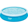 Bestway Natwimming Pool establecida alrededor de 366