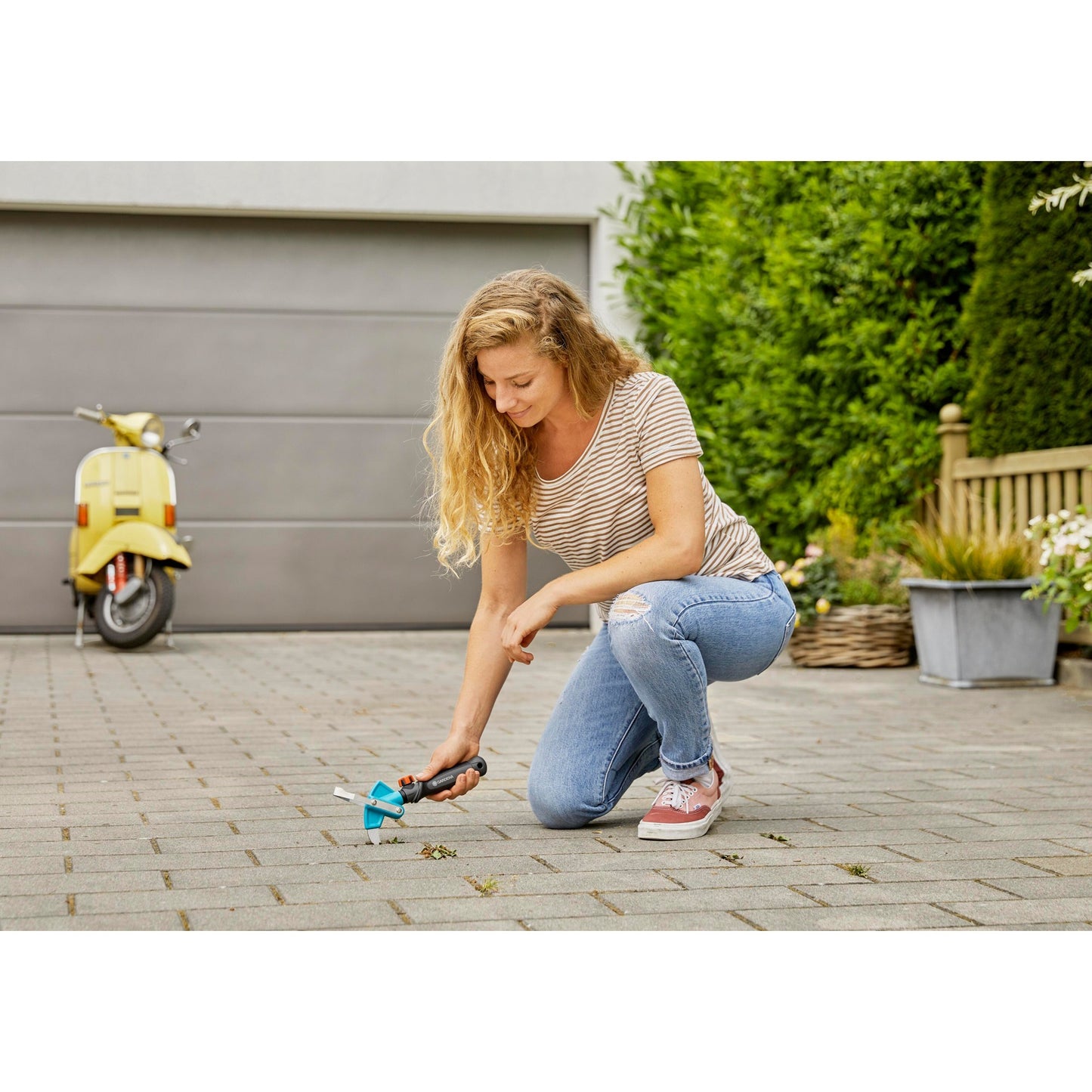 Gardena 2 in 1 Weed Weeder per i patio