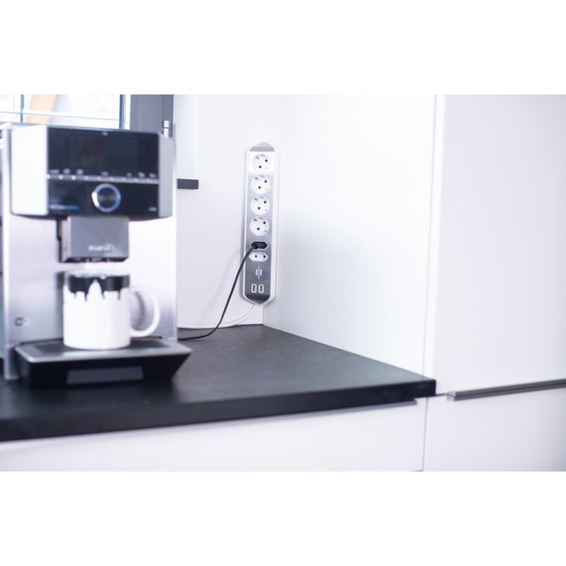 Brennenstuhl Estilo Corner Stop Contact 4 Time con USB Cargo FUNC