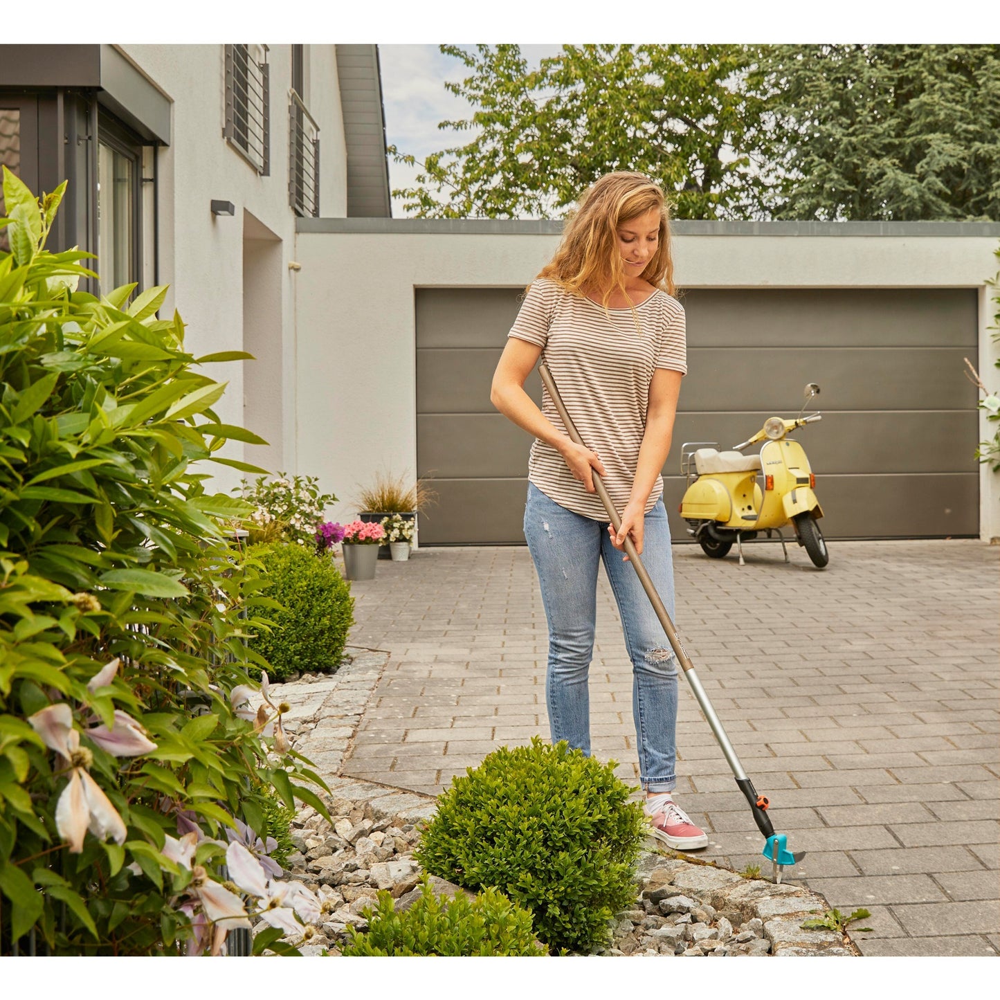 Gardena 2 in 1 Weed Weeder per i patio