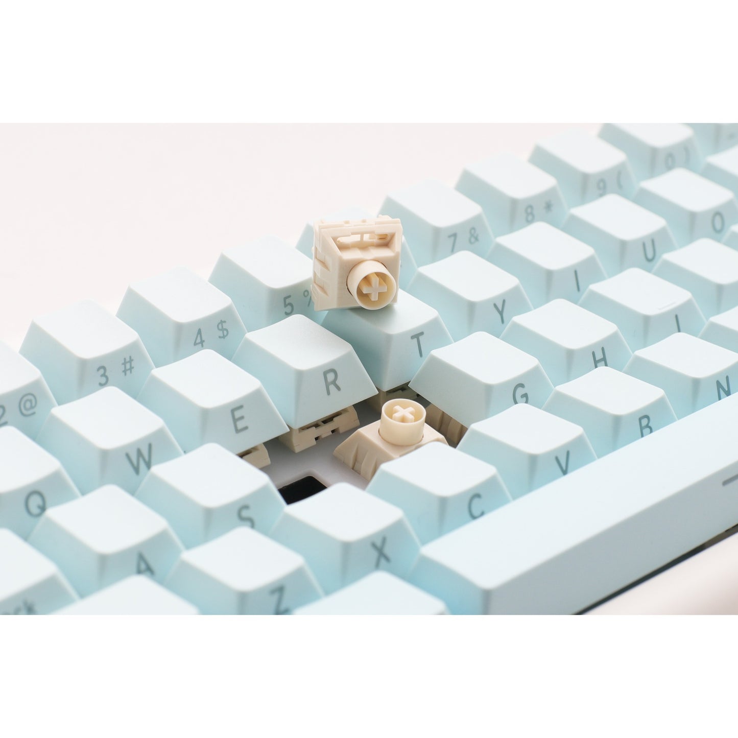 Ducky ProjectD Tinker 65 POM Edition con QMK VIA
