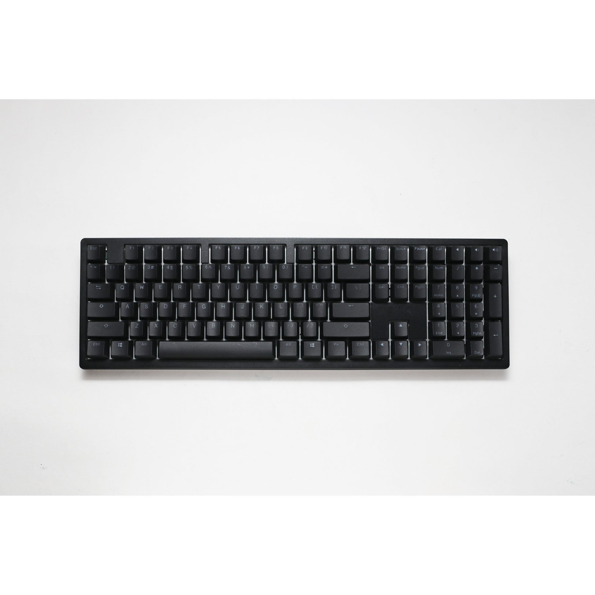 Ducky zero 6108 classic black rgb mechanisch gaming toetsenbord (zwart, us lay-out (qwerty), cherry mx2a brown, 100%, rgb leds, double-shot pbt, hot swap, 2.4ghz | bluetooth | usb-c)