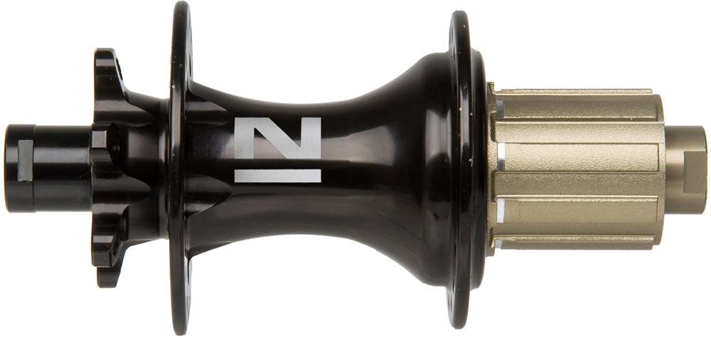 Novatec D462SB después del concentrador 12 mm 8-11 cassette 32 hoyos 148 mm negro