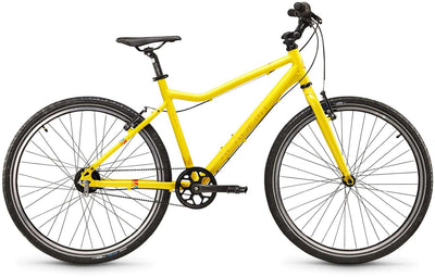 Bicicleta para niños con cinturón de grado 6 de la Academia.