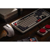Ratón 8bitdo retro r8 - edición n (gris rojo, 50 - 26000 ppp, Bluetooth USB-C 2,4 GHz)