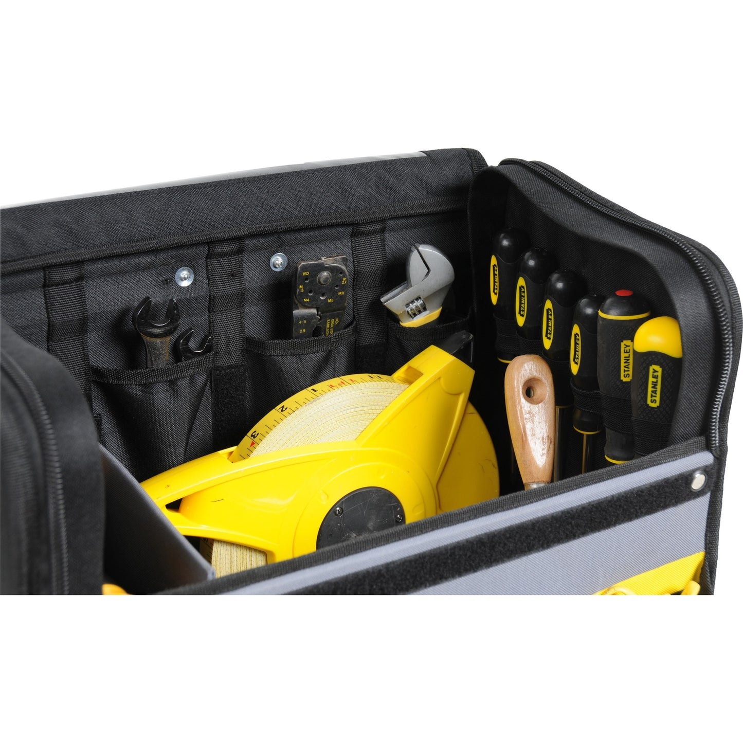 Stanley Toolship Bag 18 con ruedas