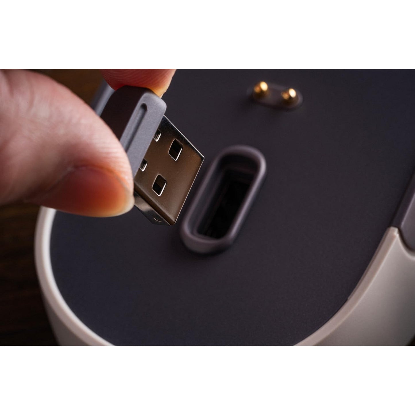 Ratón 8bitdo retro r8 - edición n (gris rojo, 50 - 26000 ppp, Bluetooth USB-C 2,4 GHz)