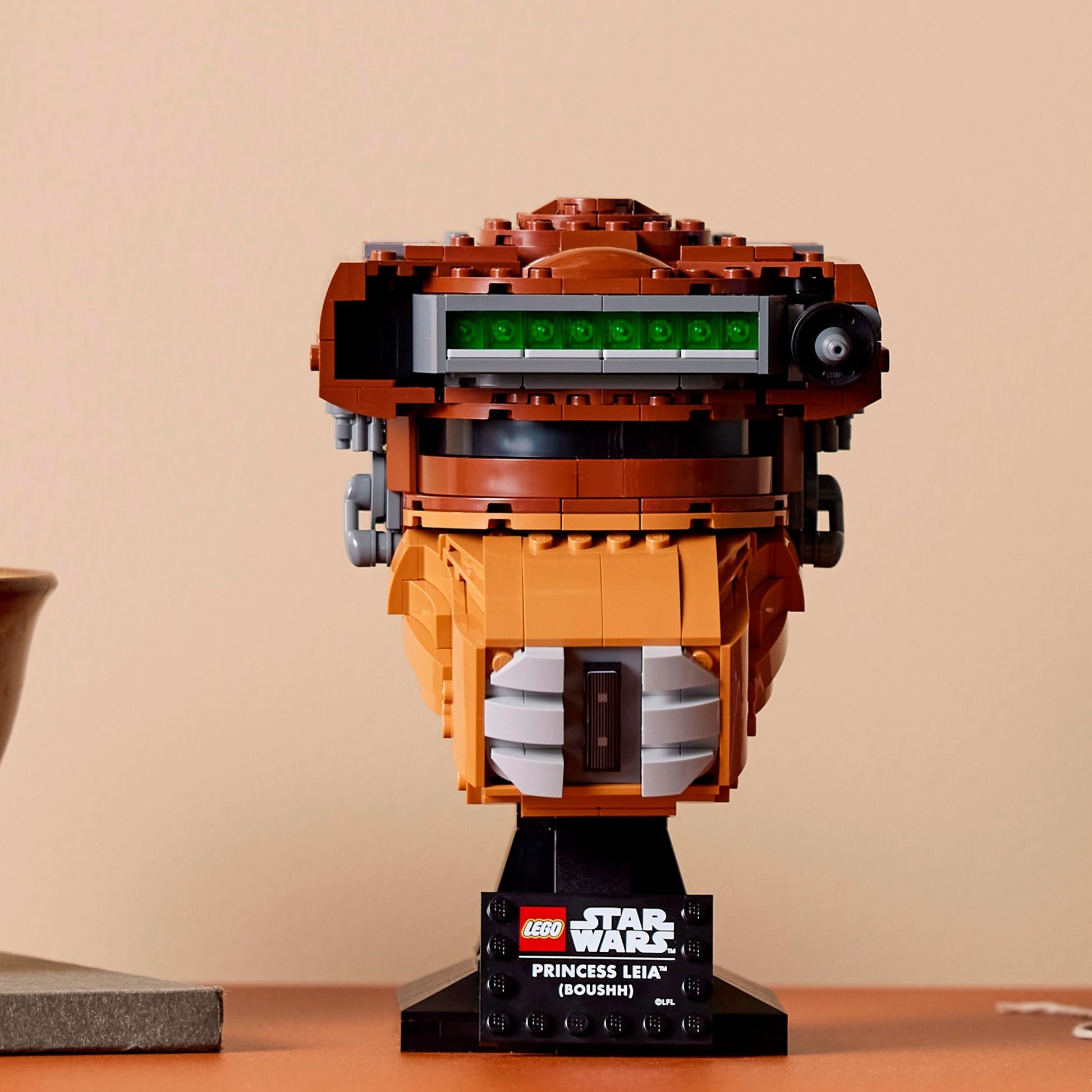 Lego Star Wars - Giocattolo per la costruzione del casco della Principessa Leia (Boushh) (75351)