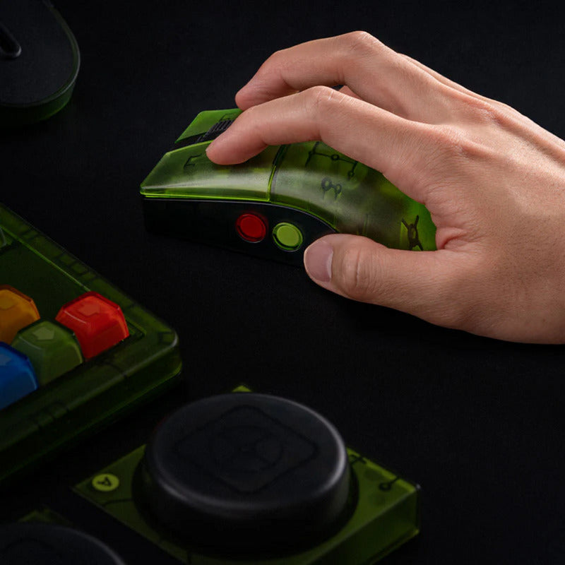 Mouse 8bitdo retro r8 - edizione xbox (verde, 50 - 26000 dpi, Bluetooth USB-C 2,4 GHz)