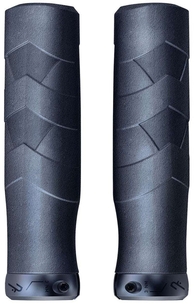 Natural fit performance grips