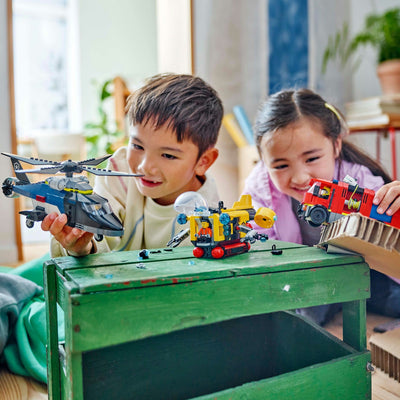 Elicottero LEGO LEGO 60462, camion dei pompieri e remix sottomisero