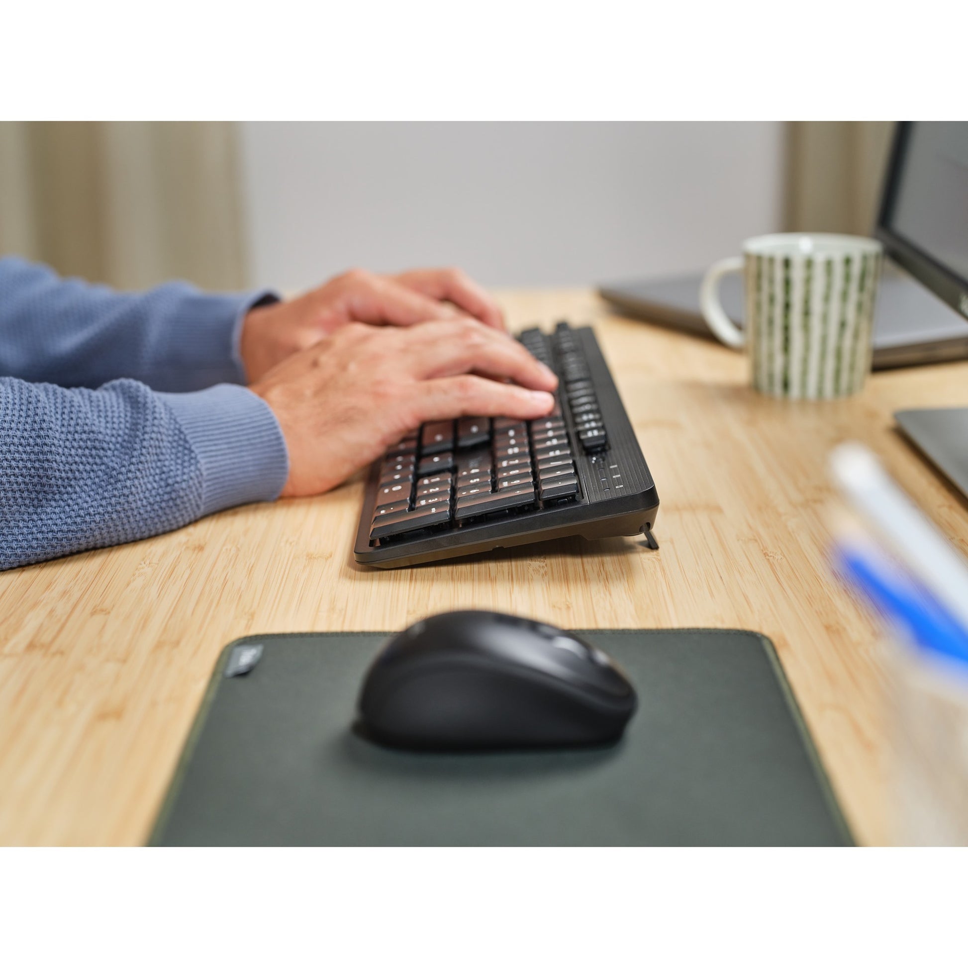Confiar en los teclados inalámbricos silenciosos muisset