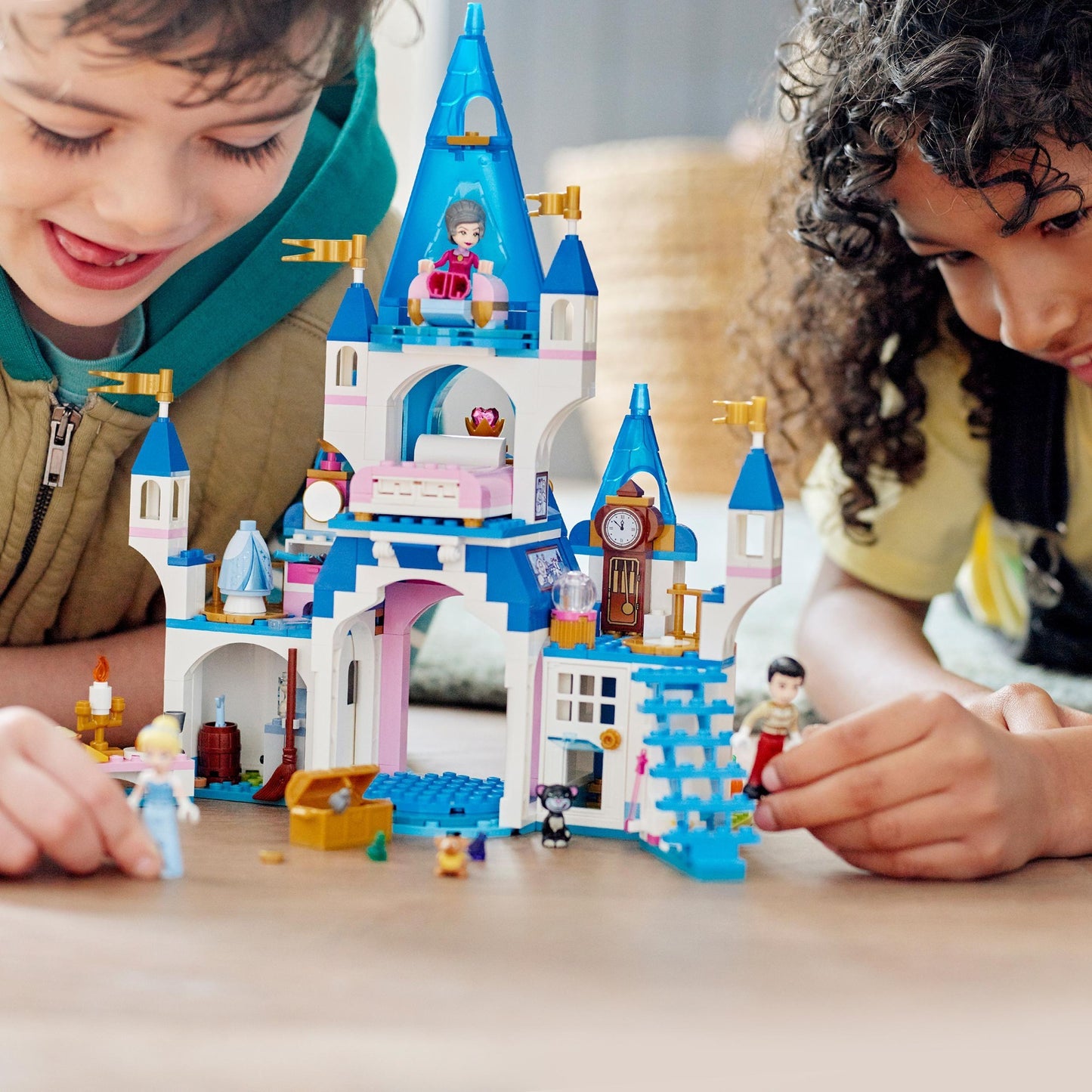 Lego disney princess - het kasteel van assepoester en de knappe prins constructiespeelgoed (43206)