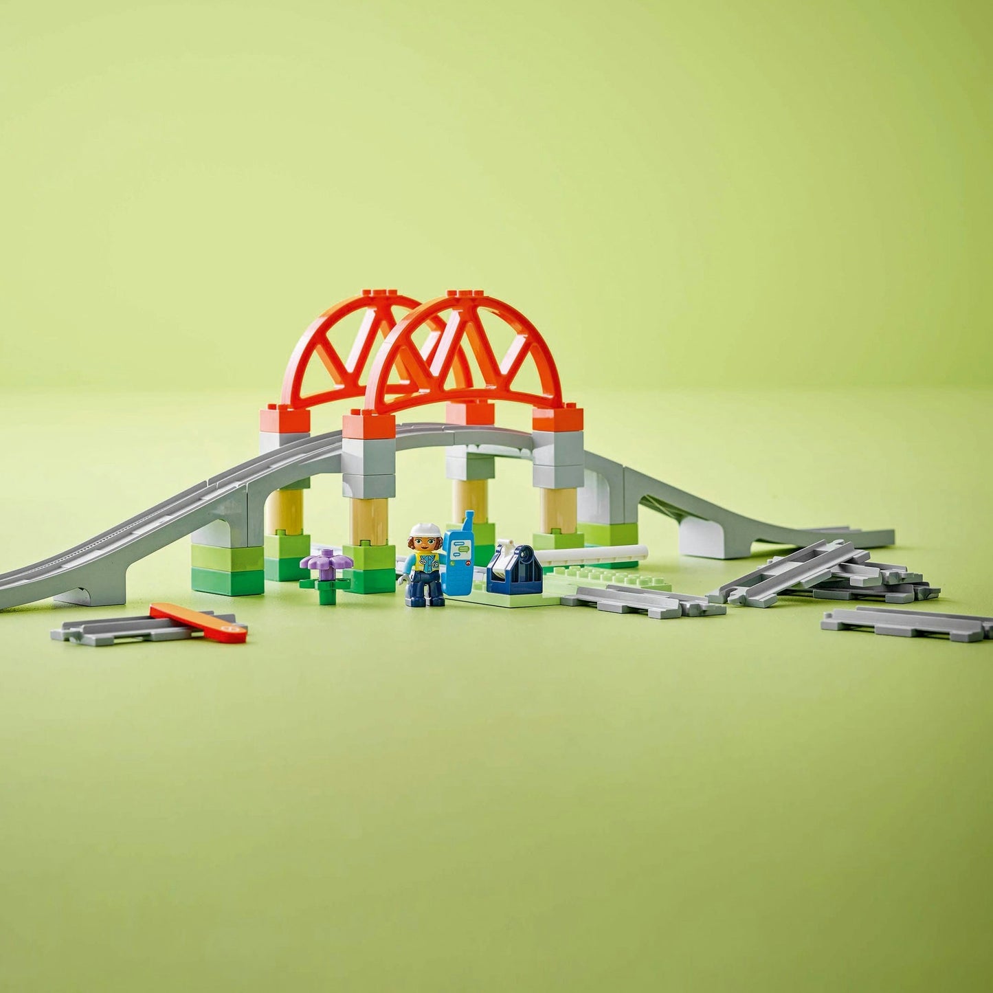 LEGO LEGO DUPLO TOWN 10426 Puente de trenes y rieles de expansión set
