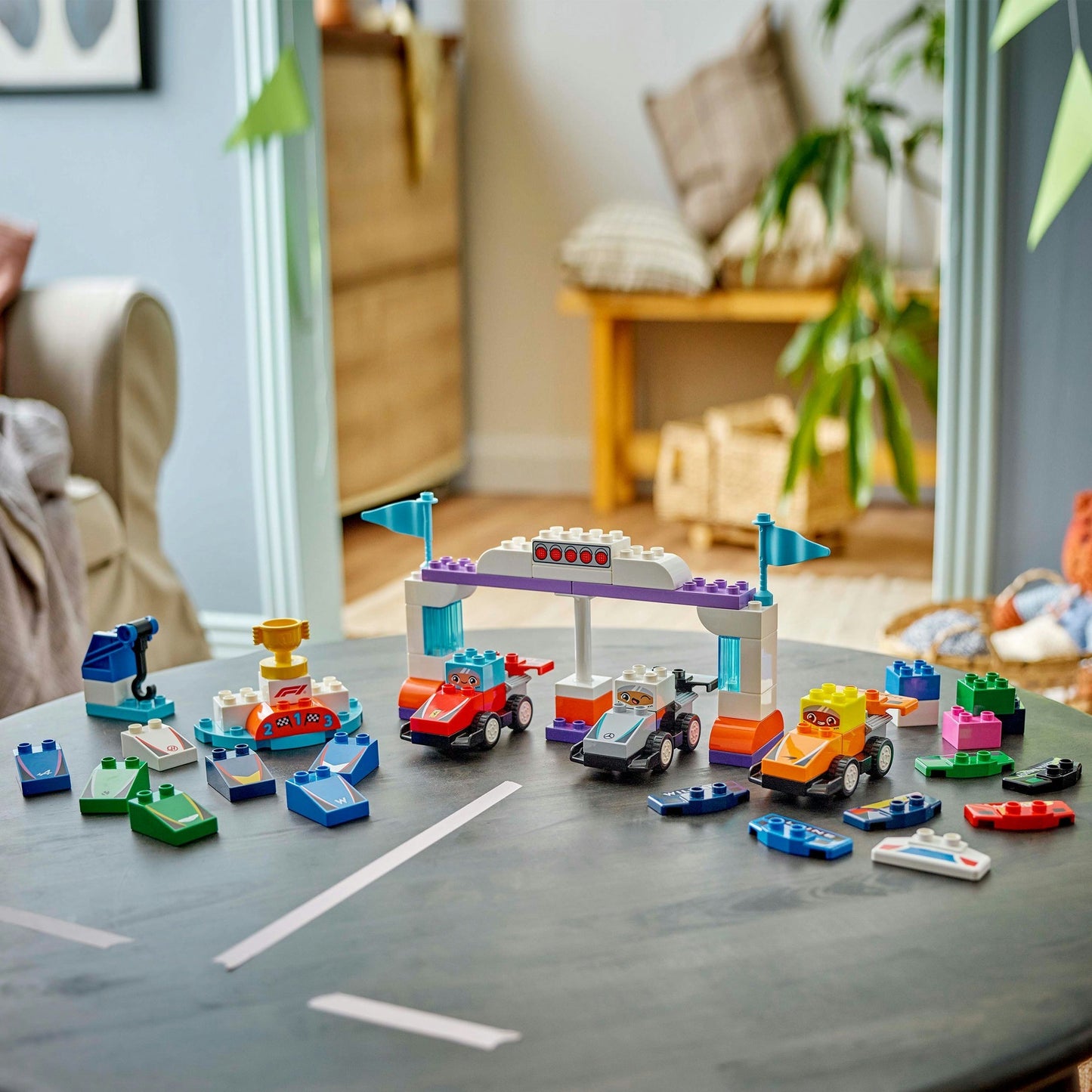 LEGO LEGO DUPLO CITTÀ 10445 F1 Auto da corsa e piloti F1