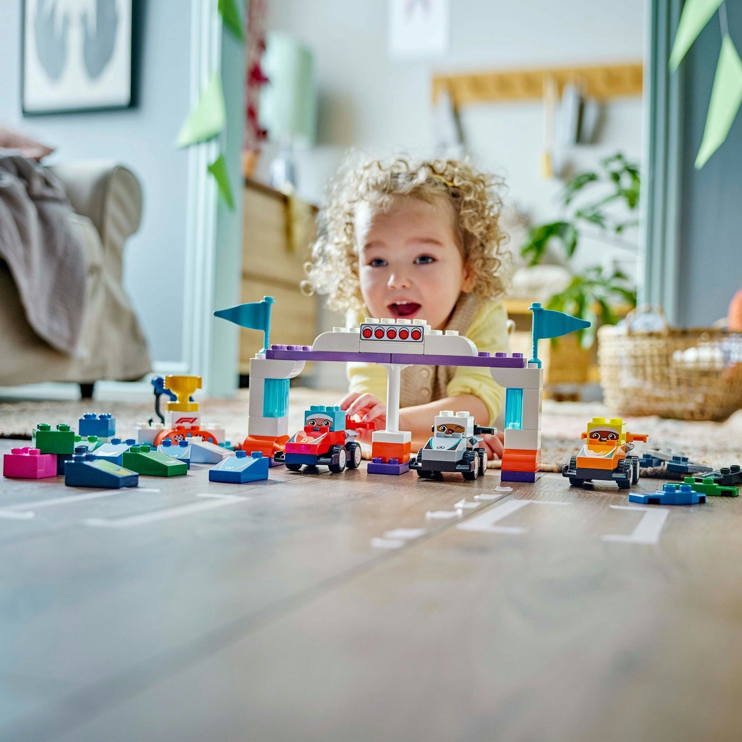 LEGO LEGO DUPLO CITTÀ 10445 F1 Auto da corsa e piloti F1