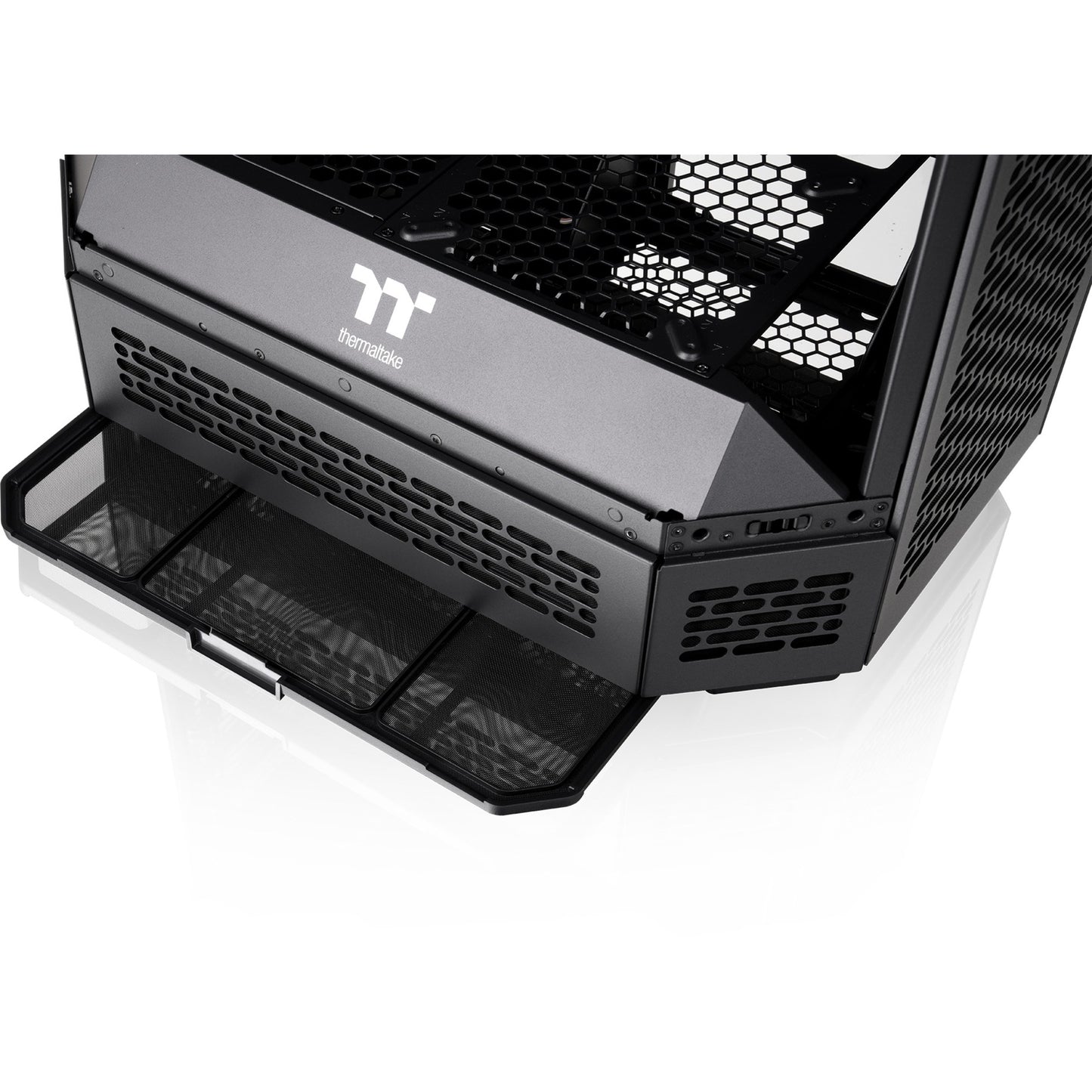 Custodia midi tower Thermaltake the tower 600 (nera | 4x USB-A | 1x USB-C | vetro temperato)