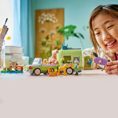 Lego Friends 42695 rimorchio, cavallo e puledro