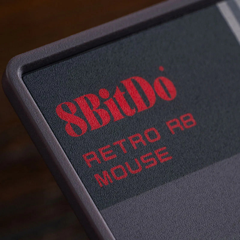 Ratón 8bitdo retro r8 - edición n (gris rojo, 50 - 26000 ppp, Bluetooth USB-C 2,4 GHz)