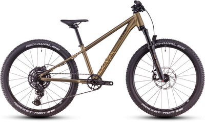 Reacción del cubo 240 a goldenlime'n'black