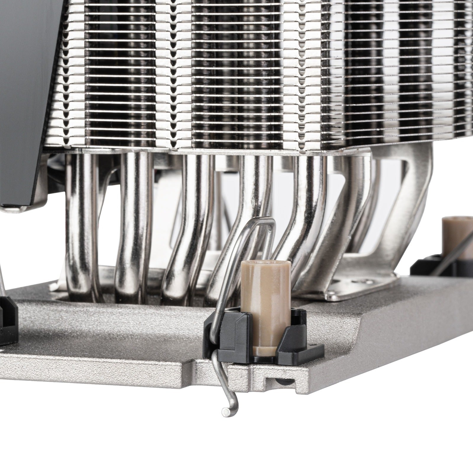 Silverstone sst-xe04-4677vb cpu-koeler (zwart, 4-pins pwm fan-connector)