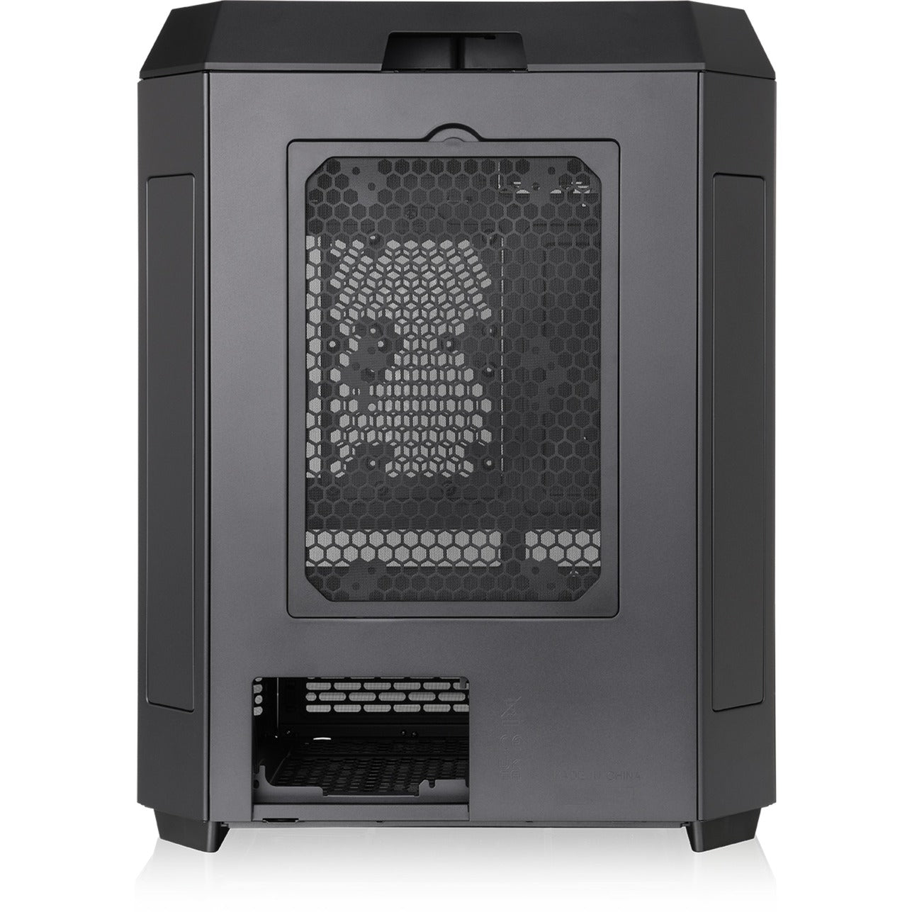 Custodia midi tower Thermaltake the tower 600 (nera | 4x USB-A | 1x USB-C | vetro temperato)