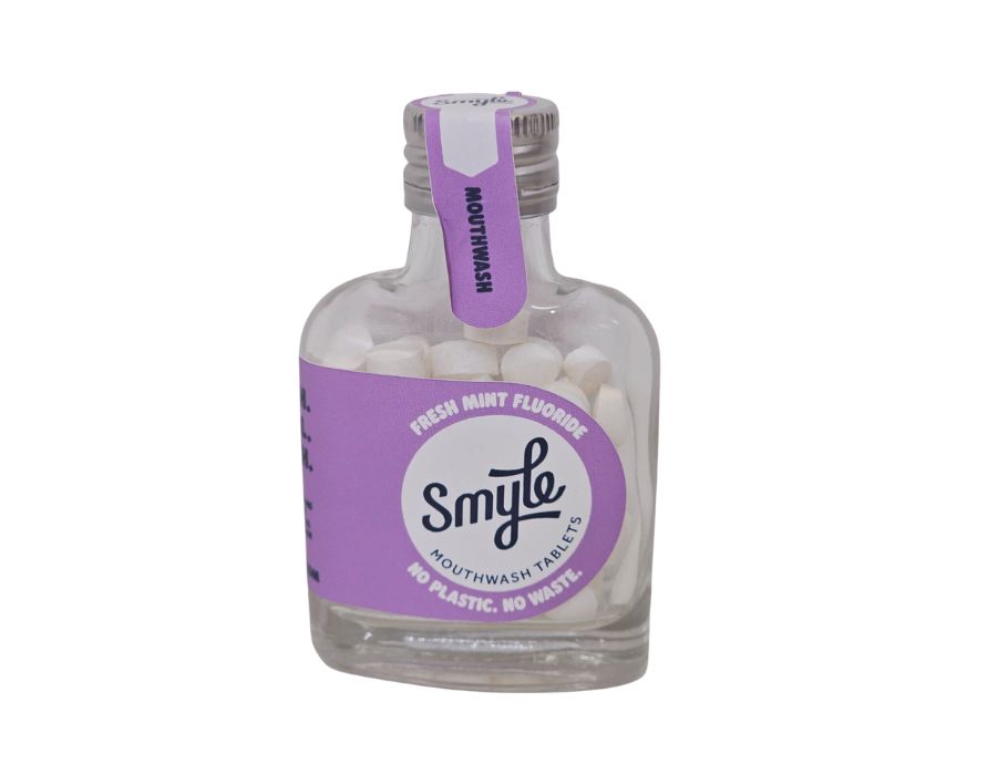 Pestañas de enjuague bucal SMyle botella de menta fresca 50st.
