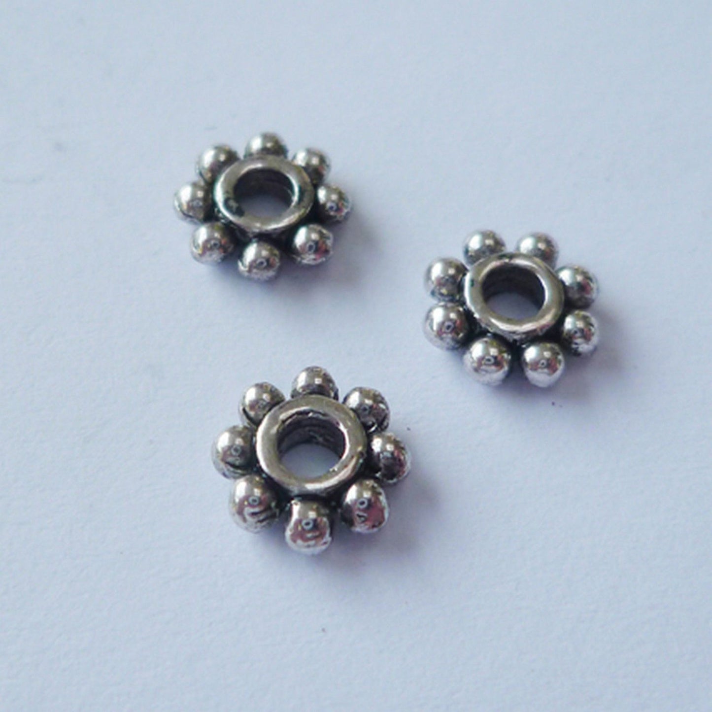 La elección de Nellie • espaciadores florales 20 piezas plata núm. 5