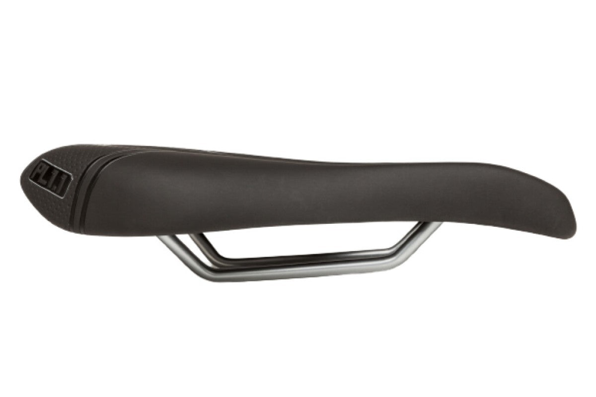 Saddle en colaboración con PL1.1 RACA DEL ALTRIATLON