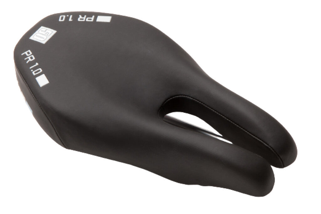 Saddle en colaboración con PR1.0 Hybrid Race