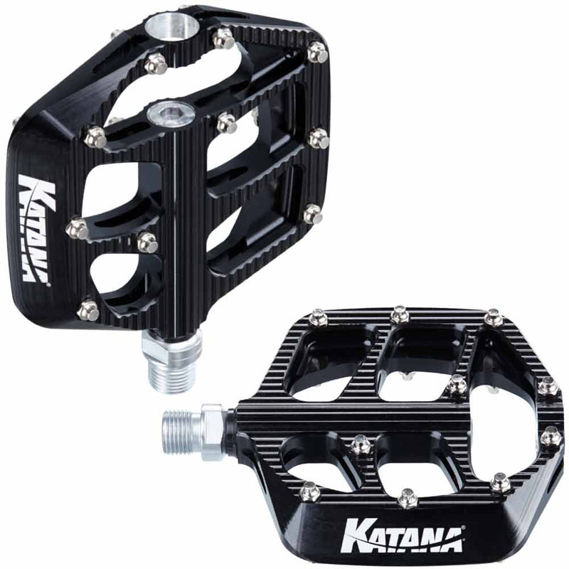Pedales planos en modo ataque Katana