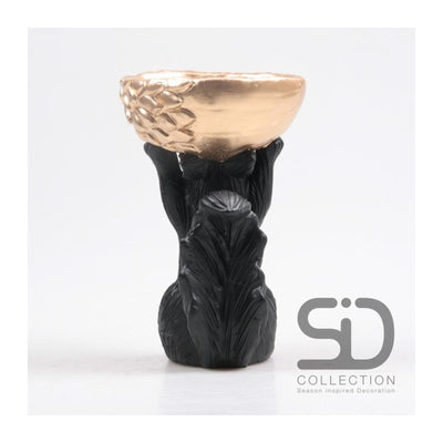 Season inspired decoration statue squirrel with box 14x22.5cm black