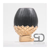 Jarrón decorativo inspirado en la temporada bellota con pie 11x11x16cm negro