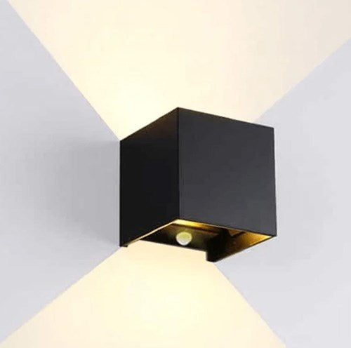 Lampada da parete a LED 2x3w up down quadrata nera 2700k + sensore - 5082077