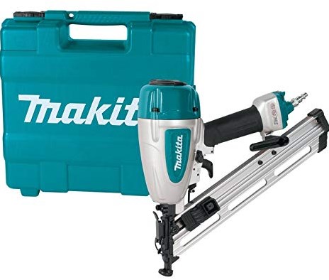 Clavadora Makita af635 de 8 barras (caga 15) en estuche - af635