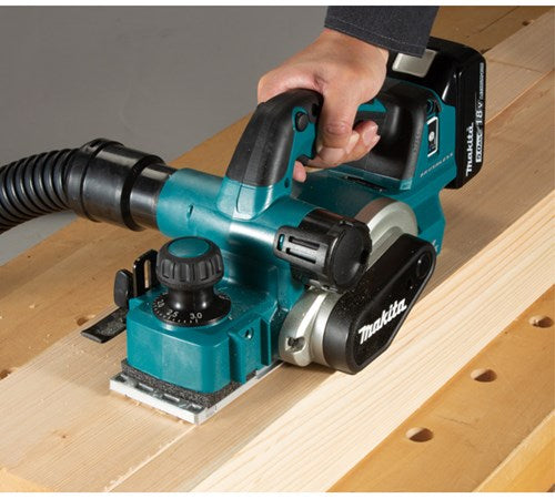 Pialla a batteria Makita 82mm 18v nuda