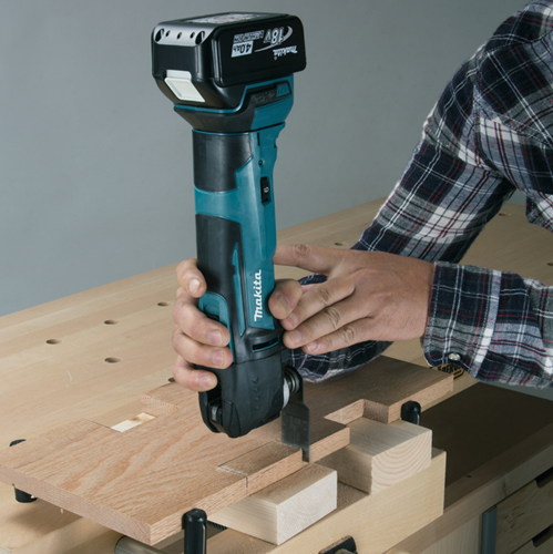 Multiherramienta a batería Makita 18v desnuda